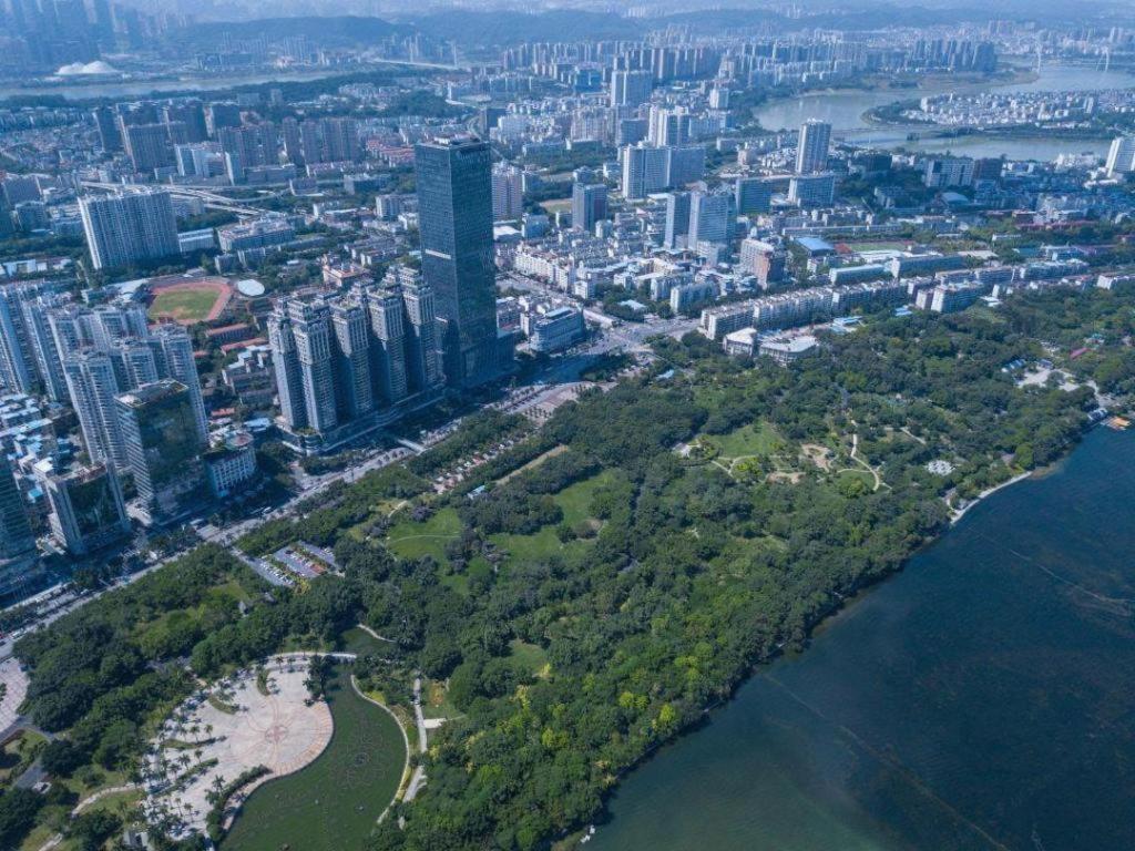 Ming Du Lakeside Hotel Nanning Extérieur photo