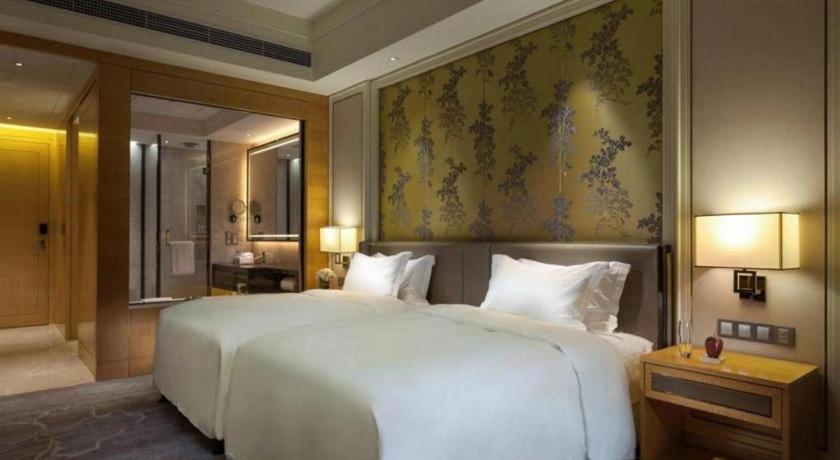 Ming Du Lakeside Hotel Nanning Extérieur photo
