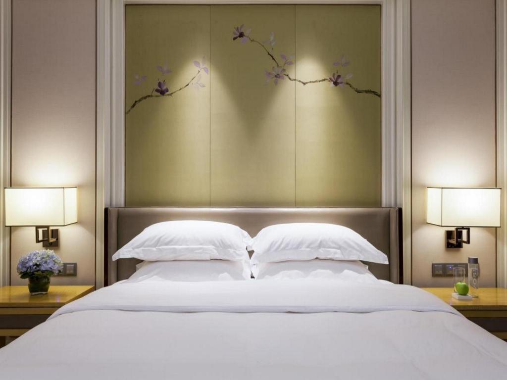 Ming Du Lakeside Hotel Nanning Extérieur photo