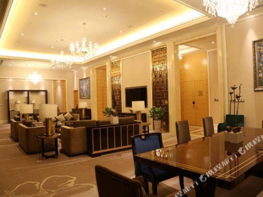 Ming Du Lakeside Hotel Nanning Extérieur photo