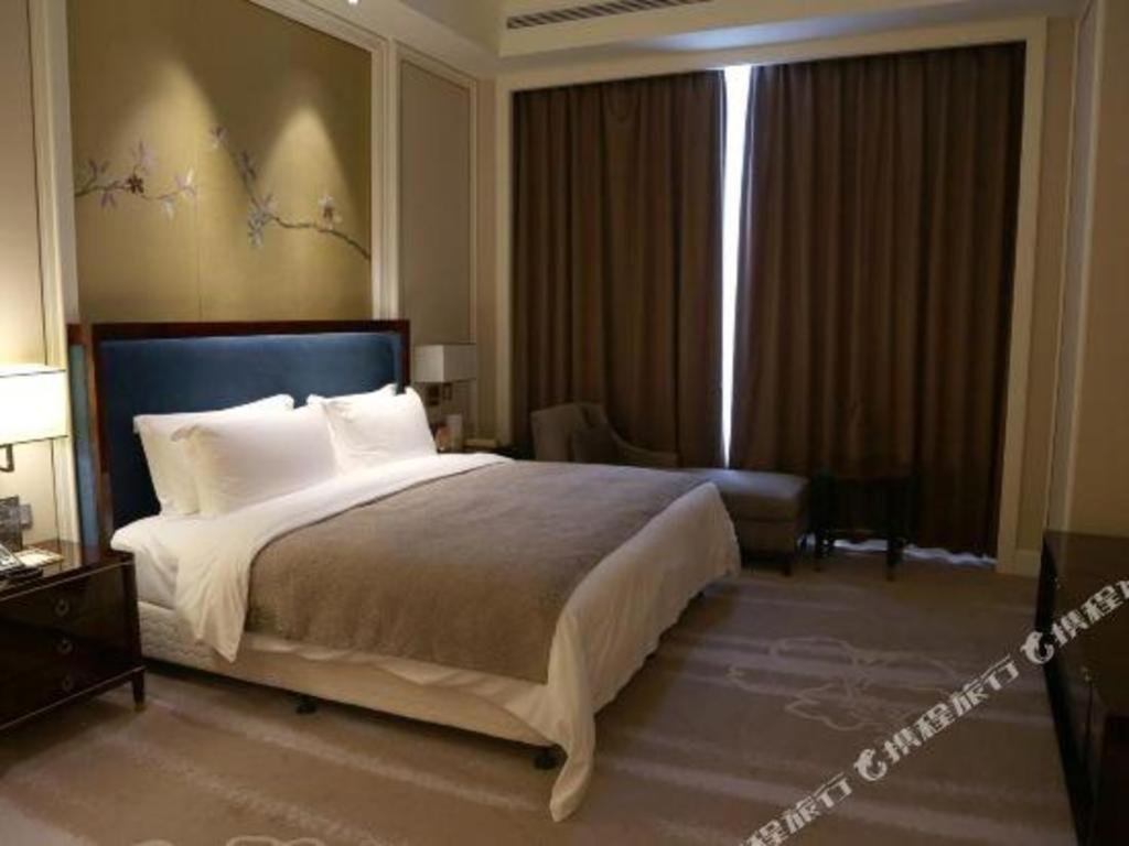 Ming Du Lakeside Hotel Nanning Extérieur photo