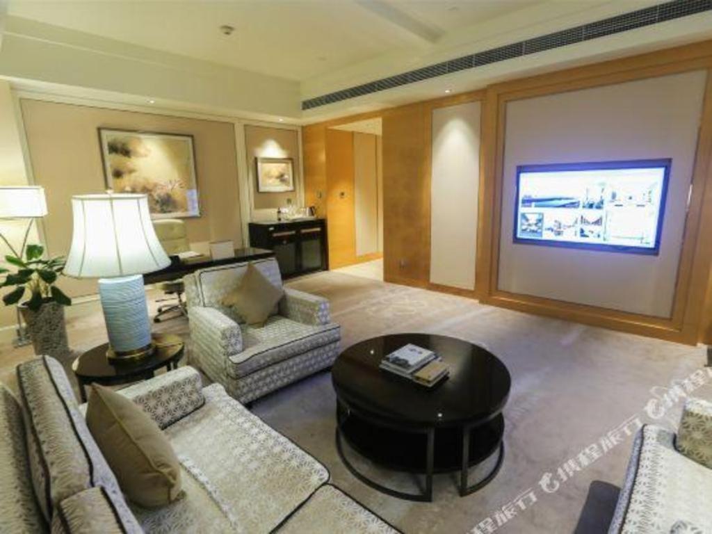 Ming Du Lakeside Hotel Nanning Extérieur photo