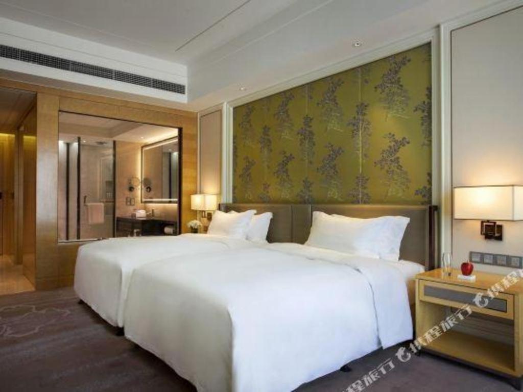 Ming Du Lakeside Hotel Nanning Extérieur photo