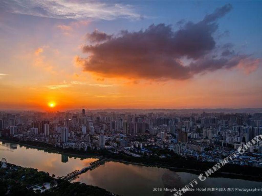 Ming Du Lakeside Hotel Nanning Extérieur photo